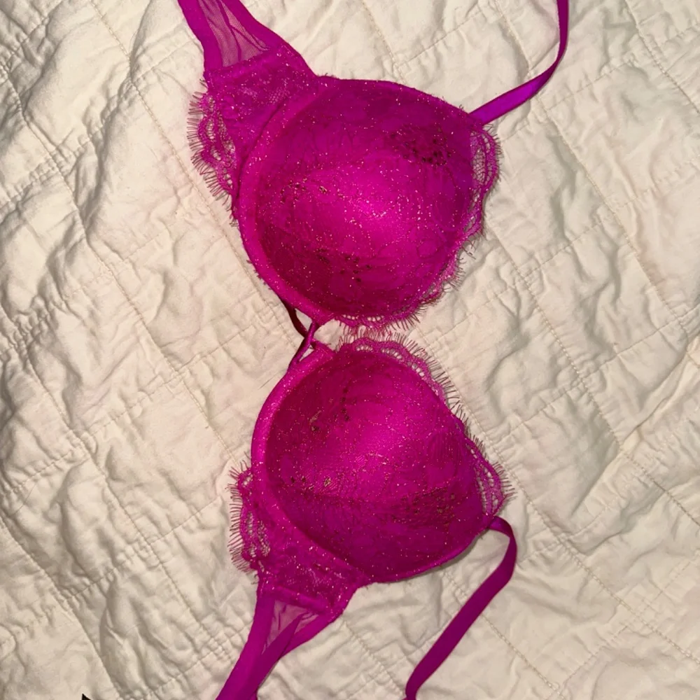 Bra - Picture 2 of 3